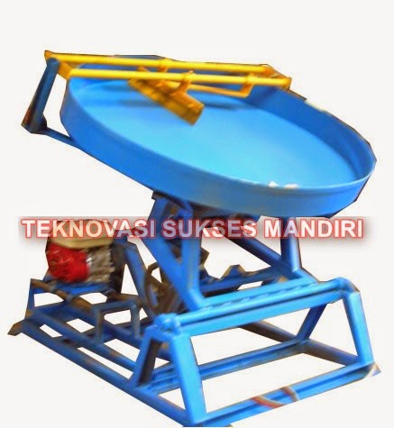 Mesin granulator untuk membuat granule-butiran butiran pupuk organik