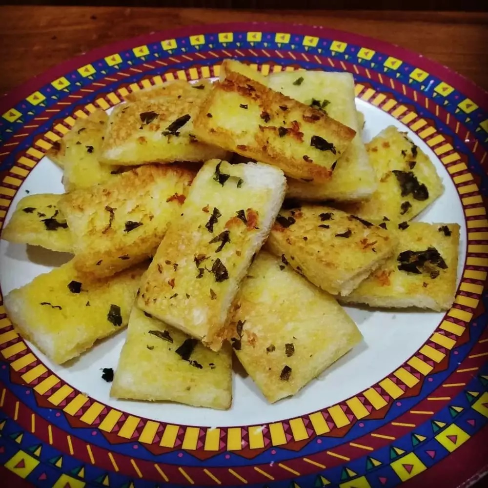 olahan roti tawar : garlic bread